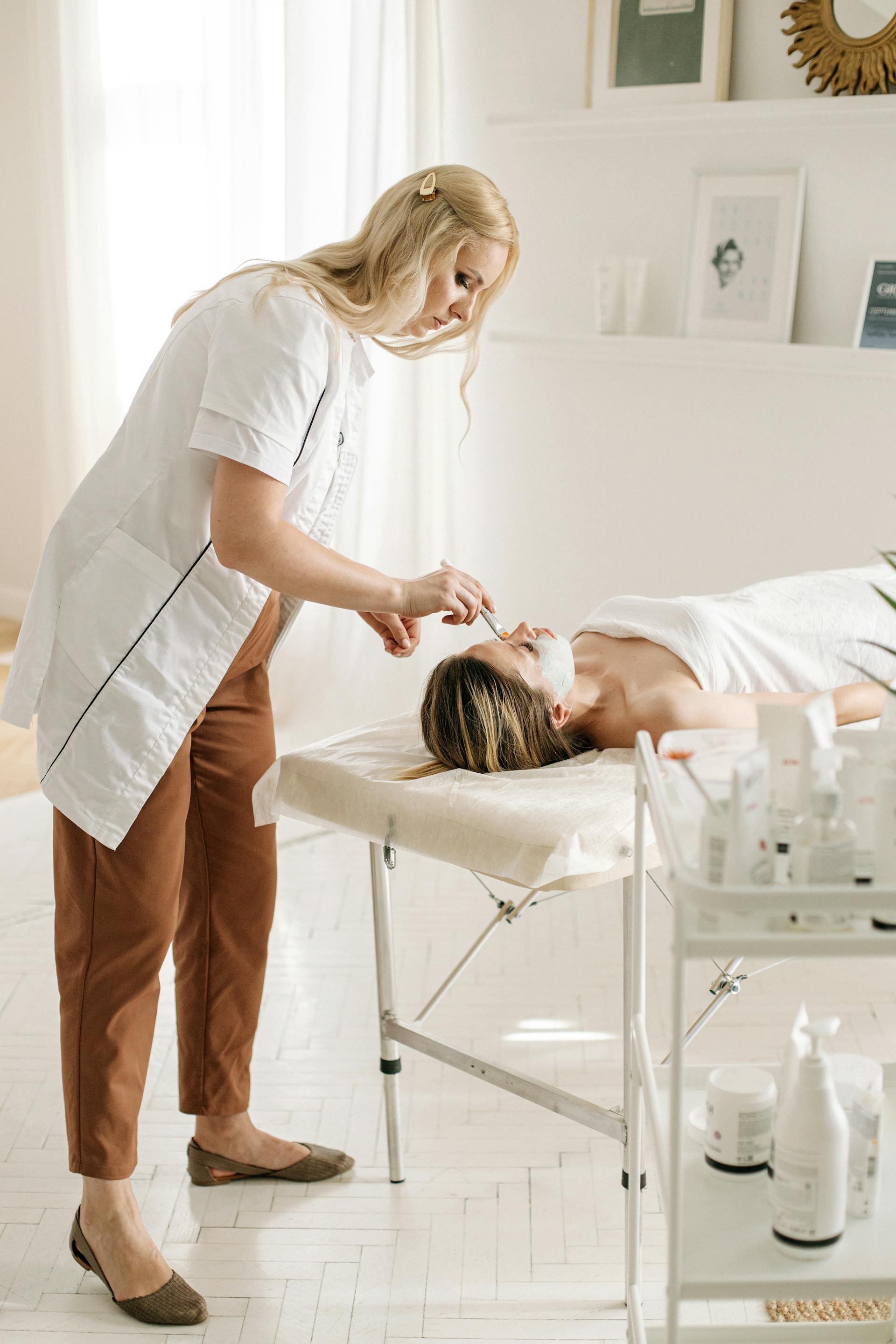 Social media marketing content strategy for med spas and aesthetic clinics